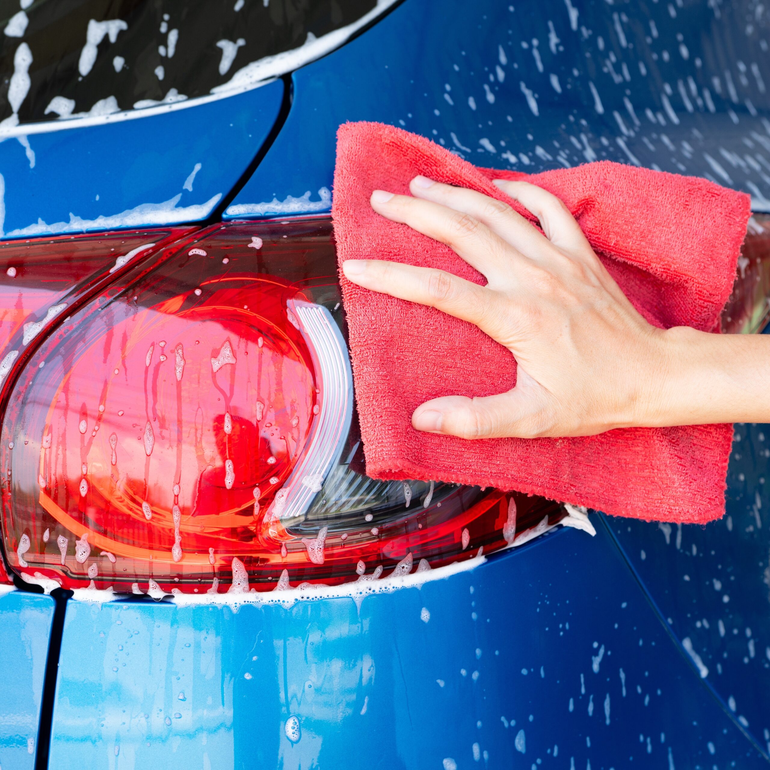 kopyshutterstock_2360899019